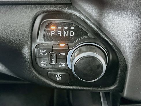 Used 2022 RAM 1500 Big Horn AWD/4WD image 24