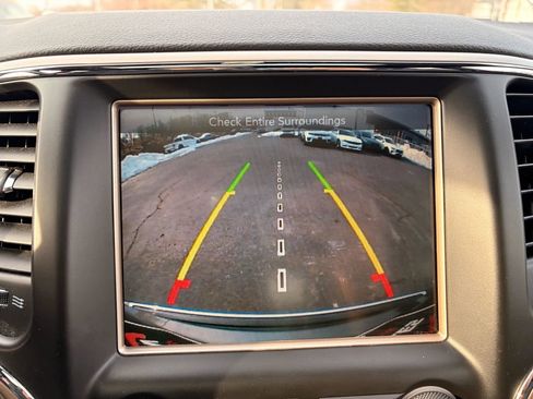 Used 2016 Jeep Grand Cherokee Limited image 33