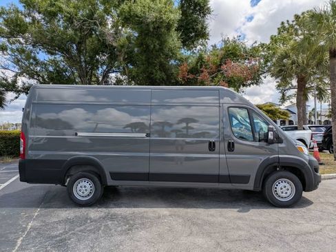 New 2026 RAM ProMaster 3500 w/ Convenience Group FWD image 3