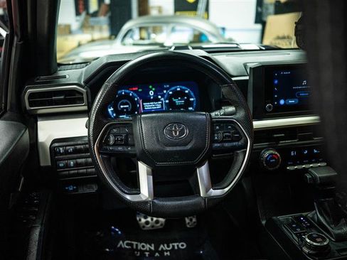 Used 2024 Toyota Tacoma TRD Sport AWD/4WD image 14