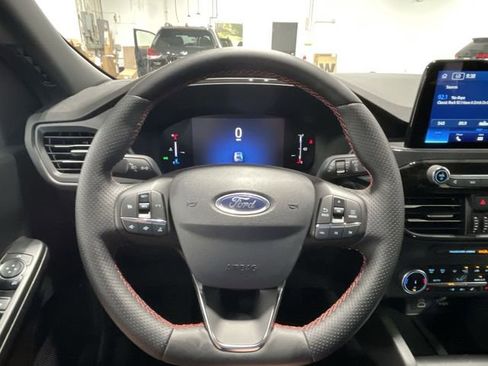 New 2026 Ford Escape ST-Line w/ Cold Weather Package AWD/4WD image 15