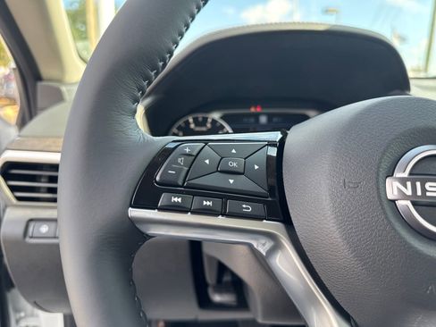 New 2025 Nissan Altima 2.5 SL image 15