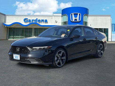Used 2026 Honda Accord Sport image 3