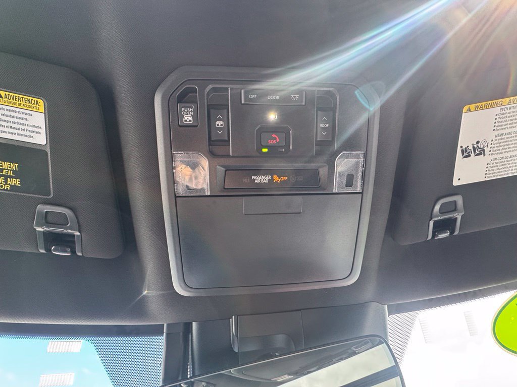 Used 2026 Toyota Tundra Limited AWD/4WD image 33