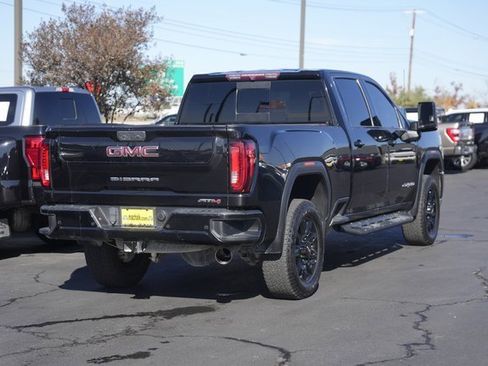 Used 2022 GMC Sierra 2500 AT4 w/ AT4 Preferred Package image 6