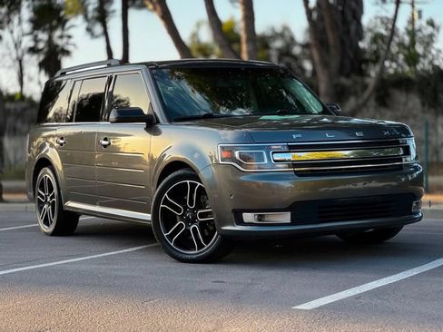 Used 2015 Ford Flex Limited w/ Equipment Group 301A FWD image 1