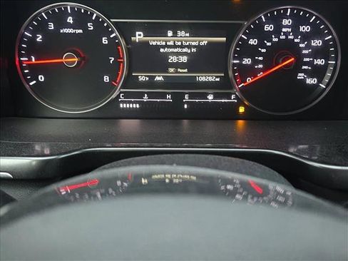 Used 2021 Kia Sorento S image 10