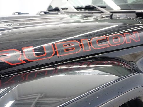 Used 2021 Jeep Wrangler Unlimited Rubicon w/ Uconnect 4C Nav & Sound Group AWD/4WD image 12