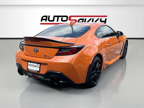Used 2023 Toyota GR86 10th Anniversary SE RWD image 7