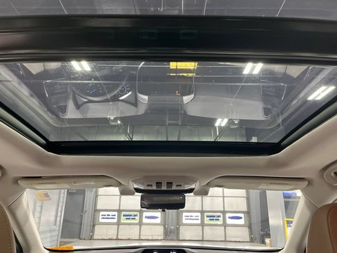 Used 2019 Subaru Ascent Touring w/ Popular Package #2 AWD/4WD image 34