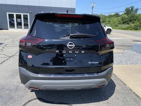Used 2023 Nissan Rogue SV w/ SV Premium B Package AWD/4WD image 4