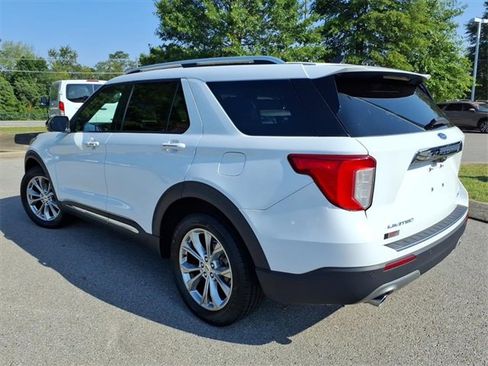 Used 2021 Ford Explorer Limited w/ Equipment Group 301A image 18