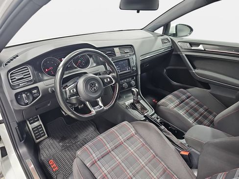 Used 2015 Volkswagen GTI S FWD image 18