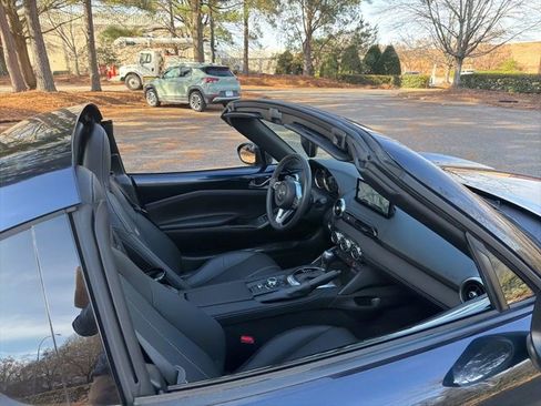 Used 2025 MAZDA MX-5 Miata RF Grand Touring w/ Weather Package image 22