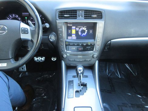 Used 2013 Lexus IS 250C image 38