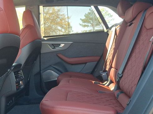 New 2026 Audi SQ8 Prestige image 8