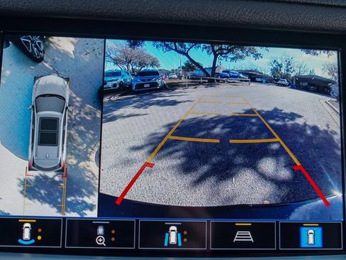 Used 2023 Cadillac XT5 Premium Luxury w/ Technology Package image 12