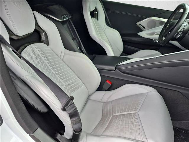 Used 2020 Chevrolet Corvette Stingray Preferred Cpe w/ 2LT Preferred Equipment Group RWD image 16