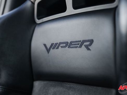 Used 2006 Dodge Viper SRT-10 RWD image 24