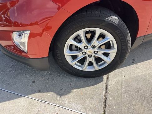 Used 2020 Chevrolet Equinox LT image 29