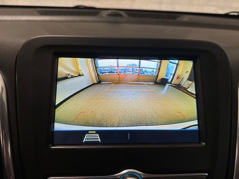 Used 2019 Chevrolet Equinox LT AWD/4WD image 11