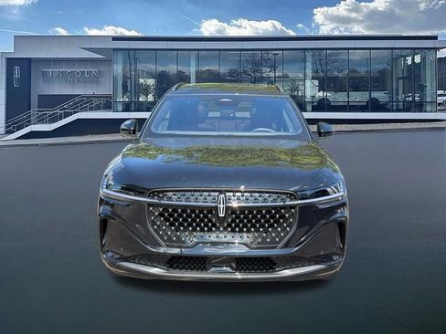 New 2026 Lincoln Nautilus Reserve AWD/4WD image 2