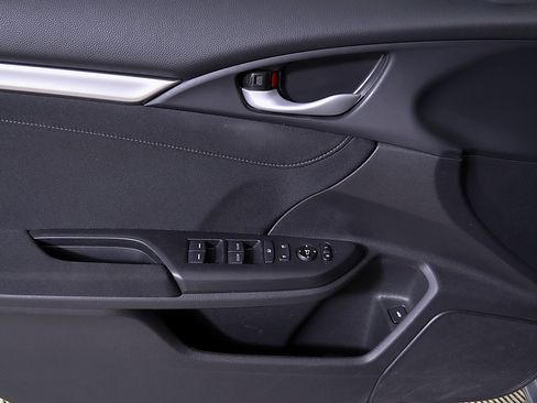 Used 2020 Honda Civic EX image 15