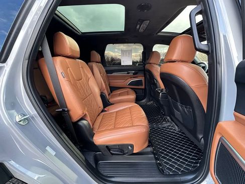 Used 2024 Kia Telluride SX Prestige X-Line image 21