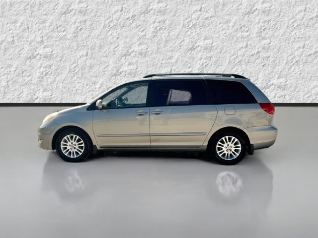 Used 2008 Toyota Sienna XLE w/ Towing Prep Pkg FWD image 6