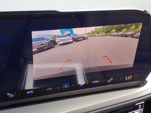 New 2026 Chevrolet Traverse LT AWD/4WD image 25
