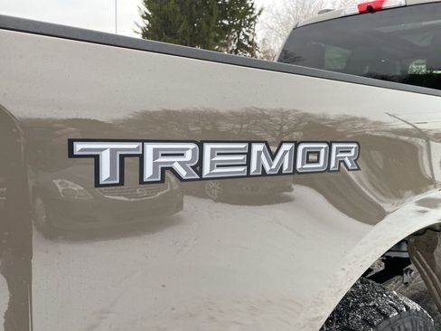 New 2026 Ford F250 XLT w/ XLT Premium Package image 7