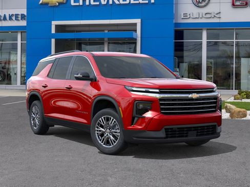 New 2026 Chevrolet Traverse LT w/ LPO, Floor Liner Package image 33