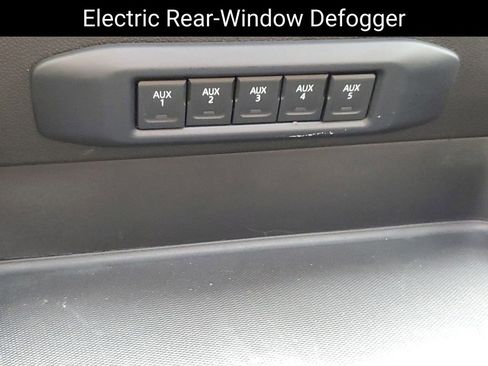 Used 2025 Chevrolet Silverado 2500 High Country w/ High Country Premium Package image 17