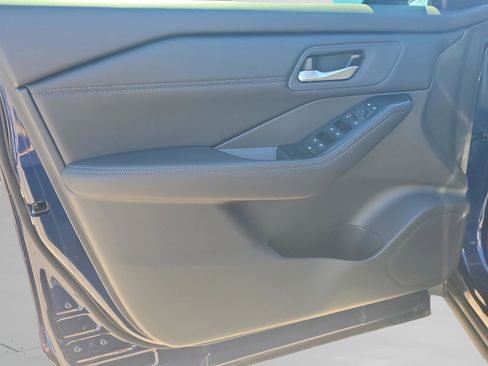 New 2026 Nissan Rogue SV image 29