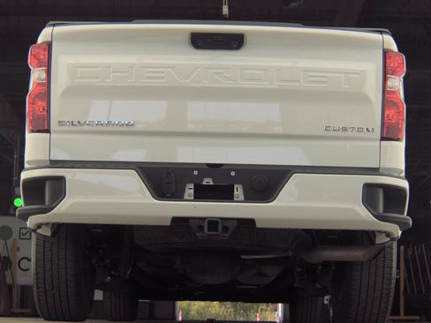 Used 2023 Chevrolet Silverado 1500 Custom AWD/4WD image 6