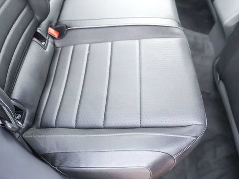Certified 2023 Volkswagen Jetta SE FWD image 28