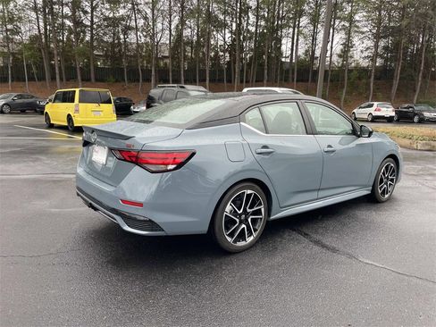 Certified 2024 Nissan Sentra SR w/ SR Premium Package image 4