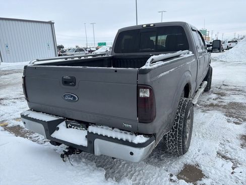 Used 2012 Ford F250 Lariat image 6