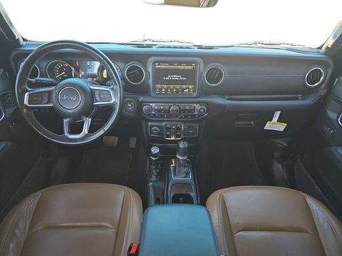 Used 2022 Jeep Wrangler Unlimited Sahara w/ Cold Weather Group image 9