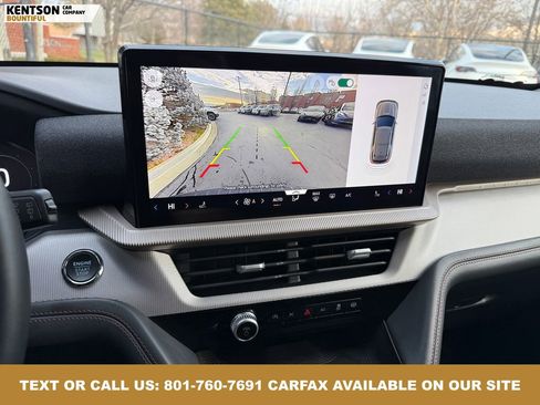 Used 2025 Ford Explorer Active image 21