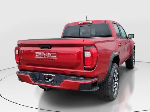 New 2026 GMC Canyon AT4 w/ AT4 Premium Package image 4