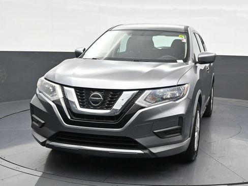 Used 2018 Nissan Rogue S FWD image 9