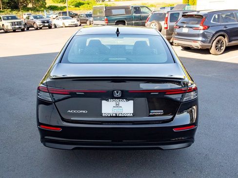 Used 2024 Honda Accord Sport image 12