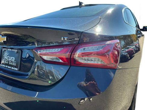 Used 2022 Chevrolet Malibu LT image 10