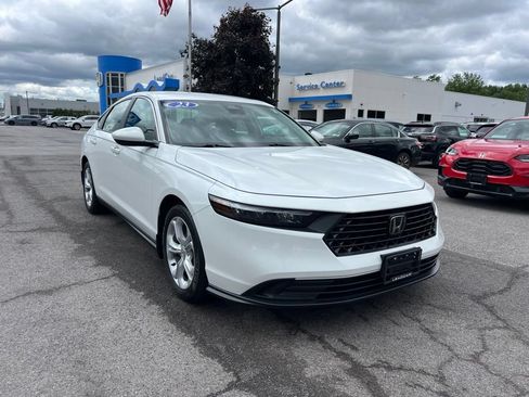 Used 2023 Honda Accord LX image 7