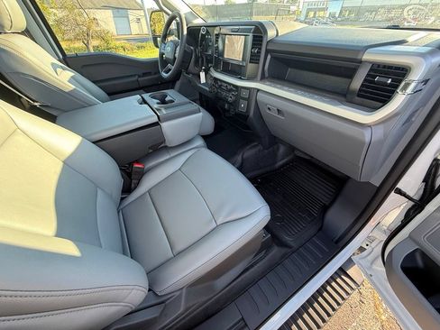 New 2026 Ford F250 XL w/ XL Chrome Package AWD/4WD image 20