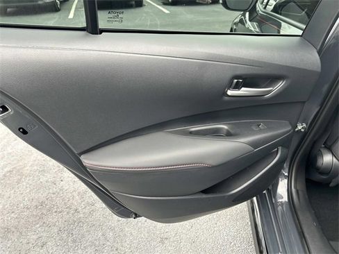 Used 2025 Toyota Corolla SE image 17