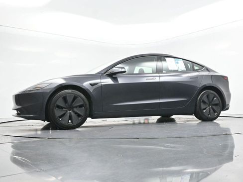 Used 2025 Tesla Model 3 Long Range RWD image 45