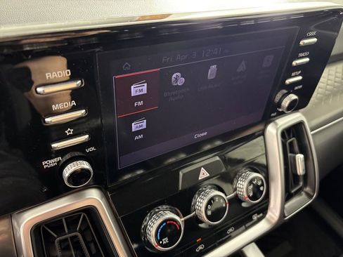 Used 2023 Kia Sorento LX FWD image 30