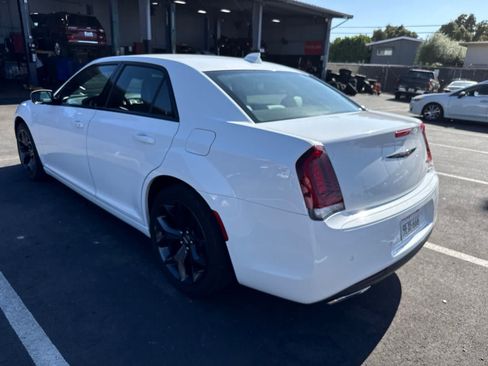 Used 2021 Chrysler 300 S RWD image 15